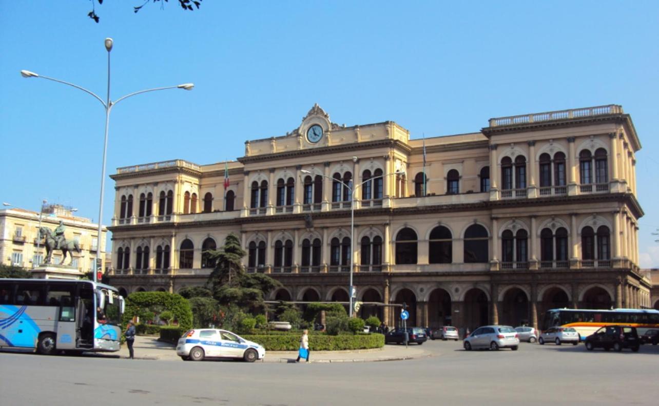 Anthony Apartments Central Station Palermo Esterno foto
