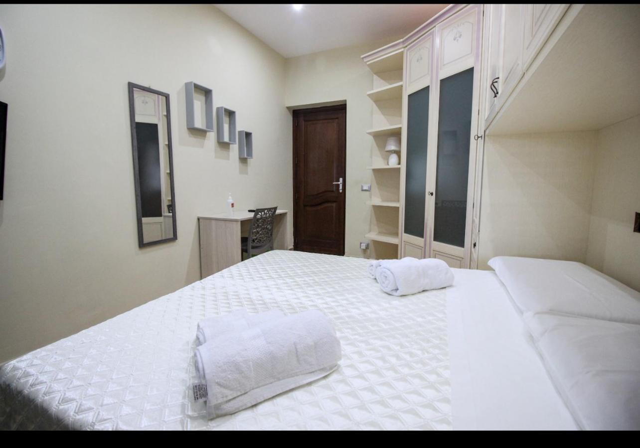 Anthony Apartments Central Station Palermo Esterno foto