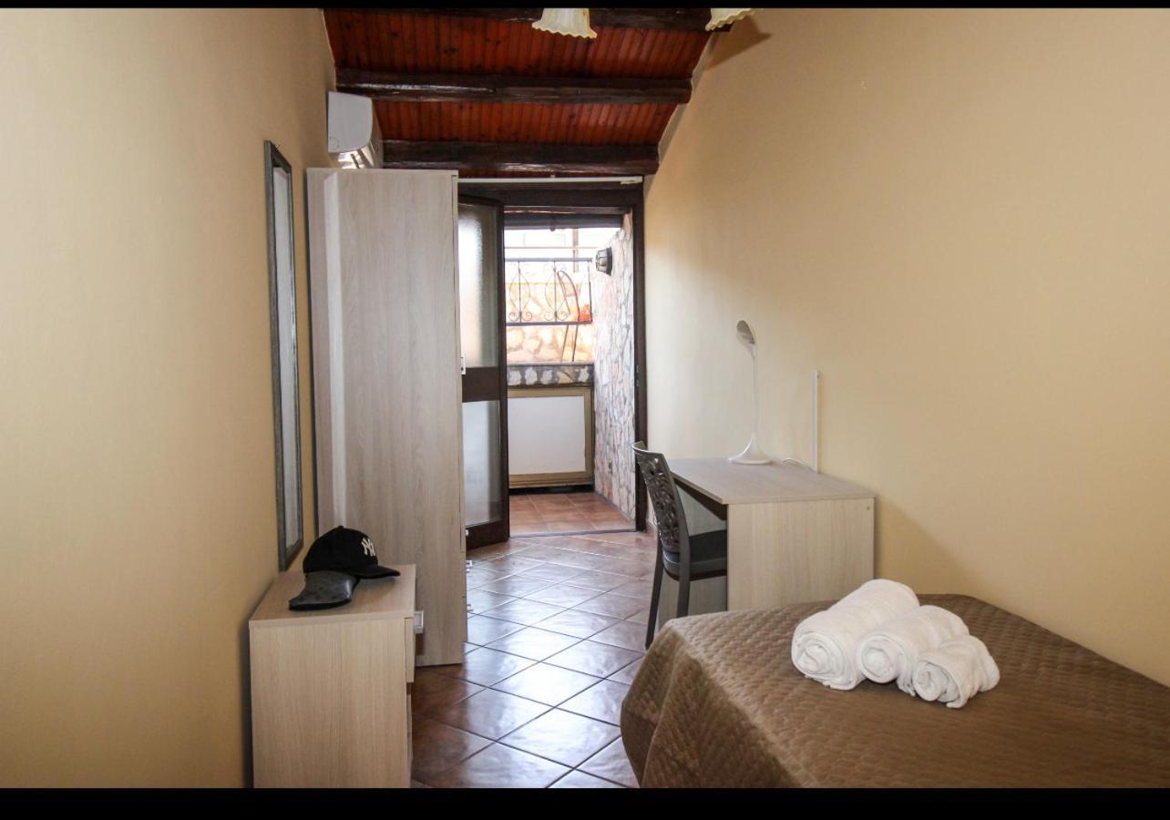 Anthony Apartments Central Station Palermo Esterno foto